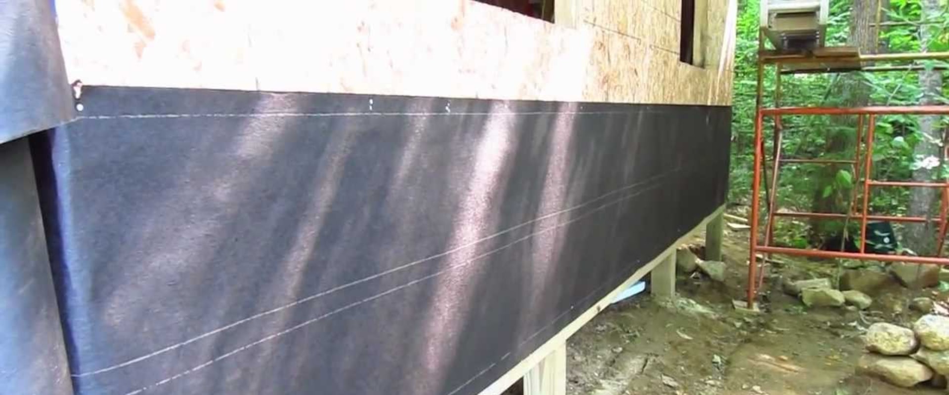 Can You Use Roofing Felt Under Siding?
